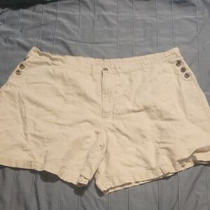 Columbia Women's Light Cream Bermuda Shorts with Side Button Detail